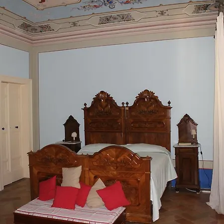 Semesterbostad Palazzo Marchionni